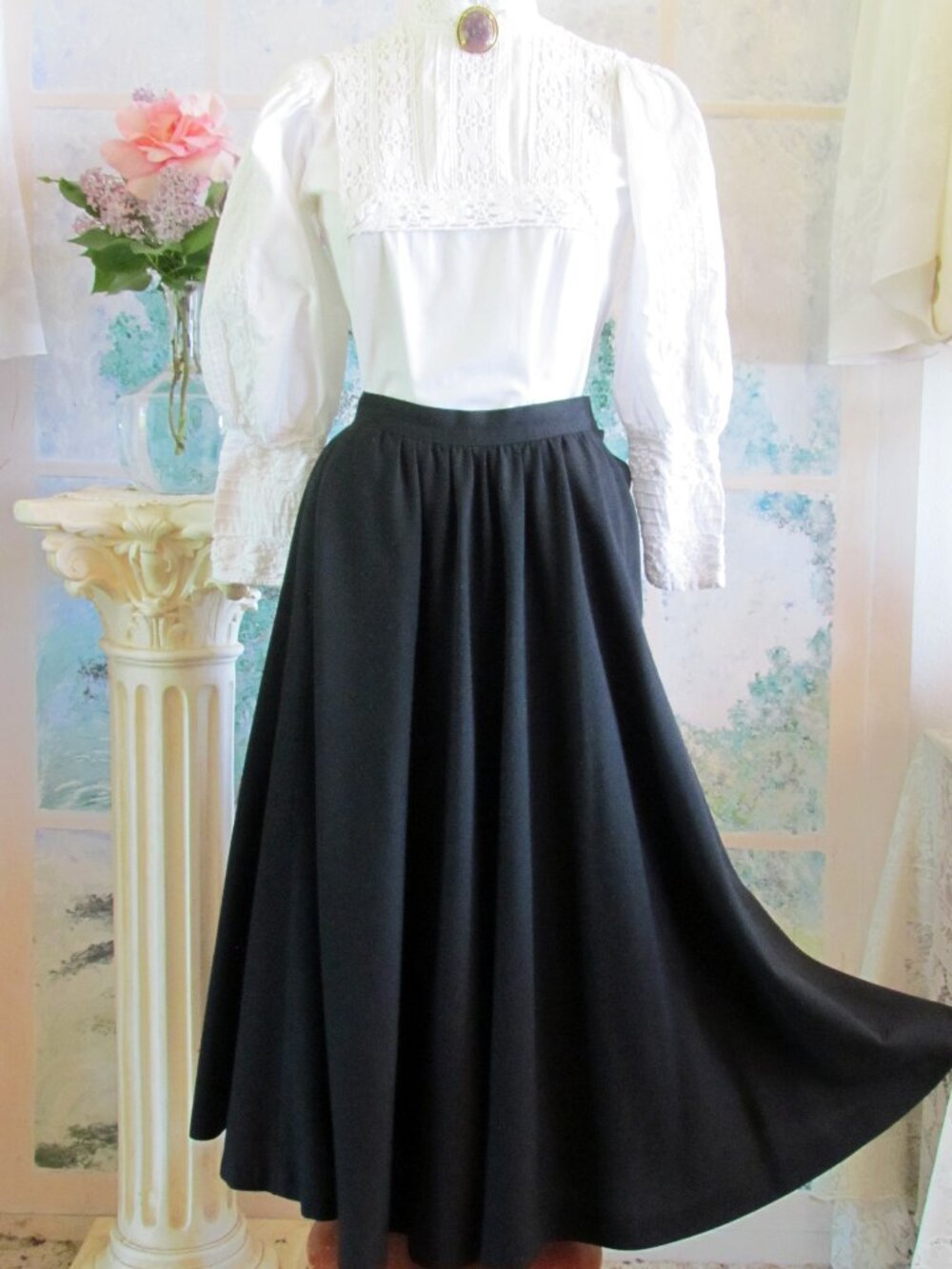 BLACK SKIRT, S, VINTAGE CLYDE WOOL VICTORIAN &  EDWARDIAN COSTUME-STYLE MAXI
